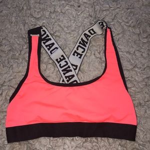 Fruit of the Loom - Sports bra. Size 34